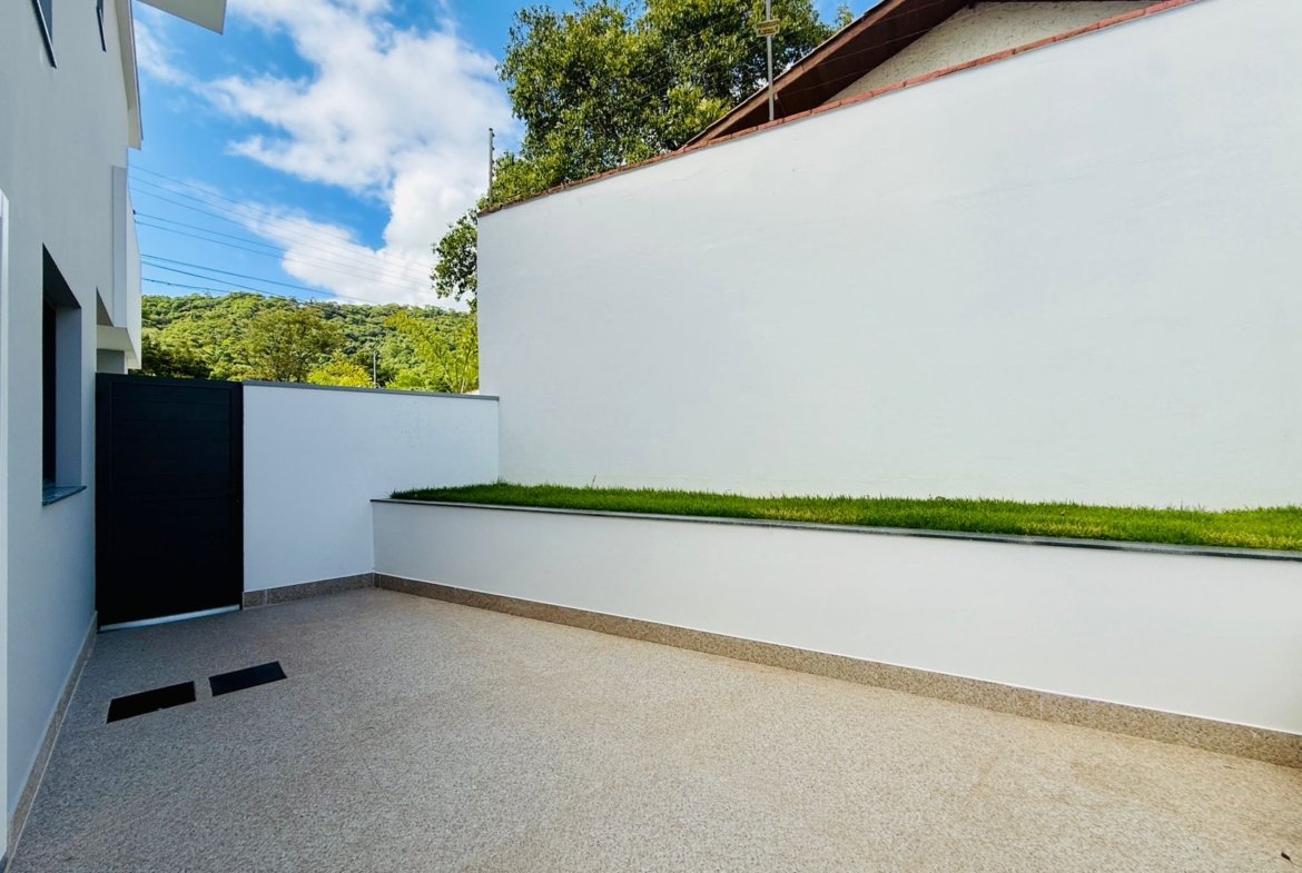 Casa 56 no Condomínio Haras Rio do Ouro em Balneário Camboriú (SC) | ROSADA