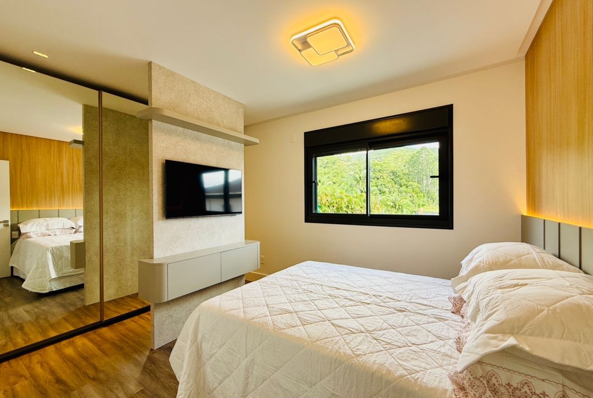 Casa 56 no Condomínio Haras Rio do Ouro em Balneário Camboriú (SC) | ROSADA