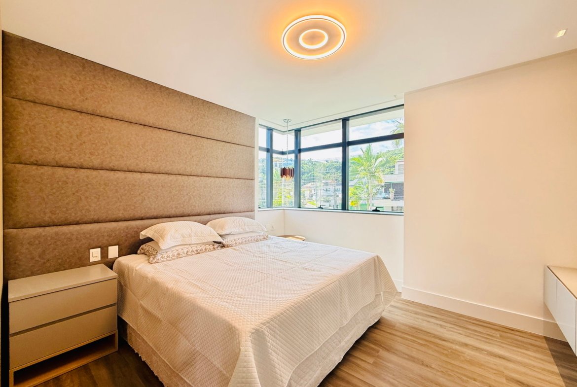 Casa 56 no Condomínio Haras Rio do Ouro em Balneário Camboriú (SC) | ROSADA