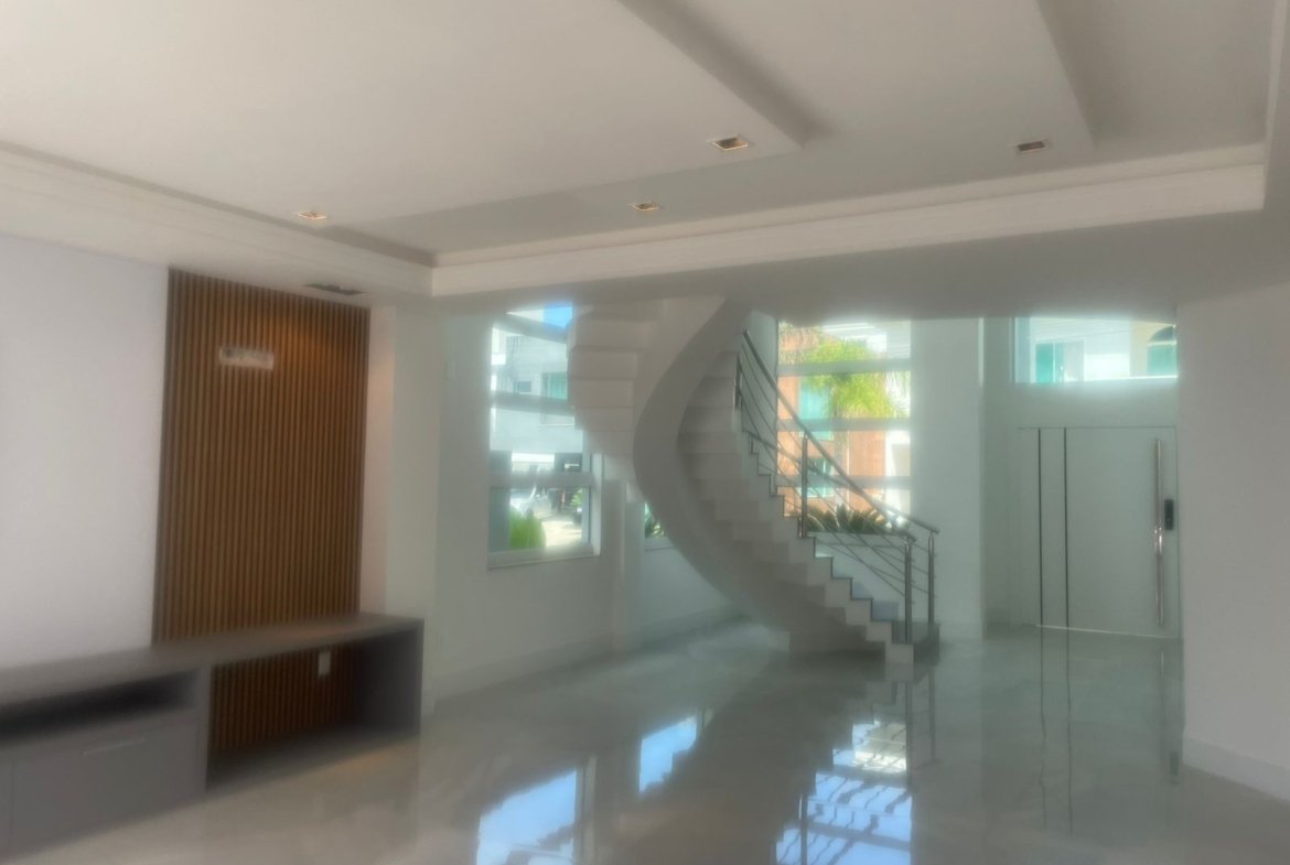 Casa 99 no Condomínio Haras Rio do Ouro em Balneário Camboriú (SC) | ROSADA