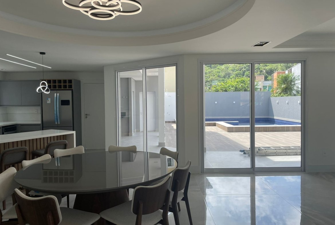 Casa 99 no Condomínio Haras Rio do Ouro em Balneário Camboriú (SC) | ROSADA