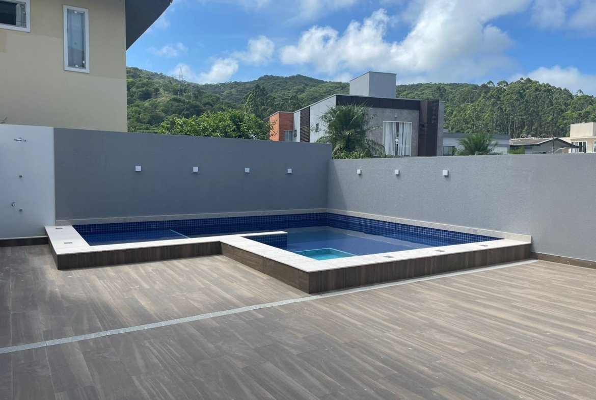 Casa 99 no Condomínio Haras Rio do Ouro em Balneário Camboriú (SC) | ROSADA