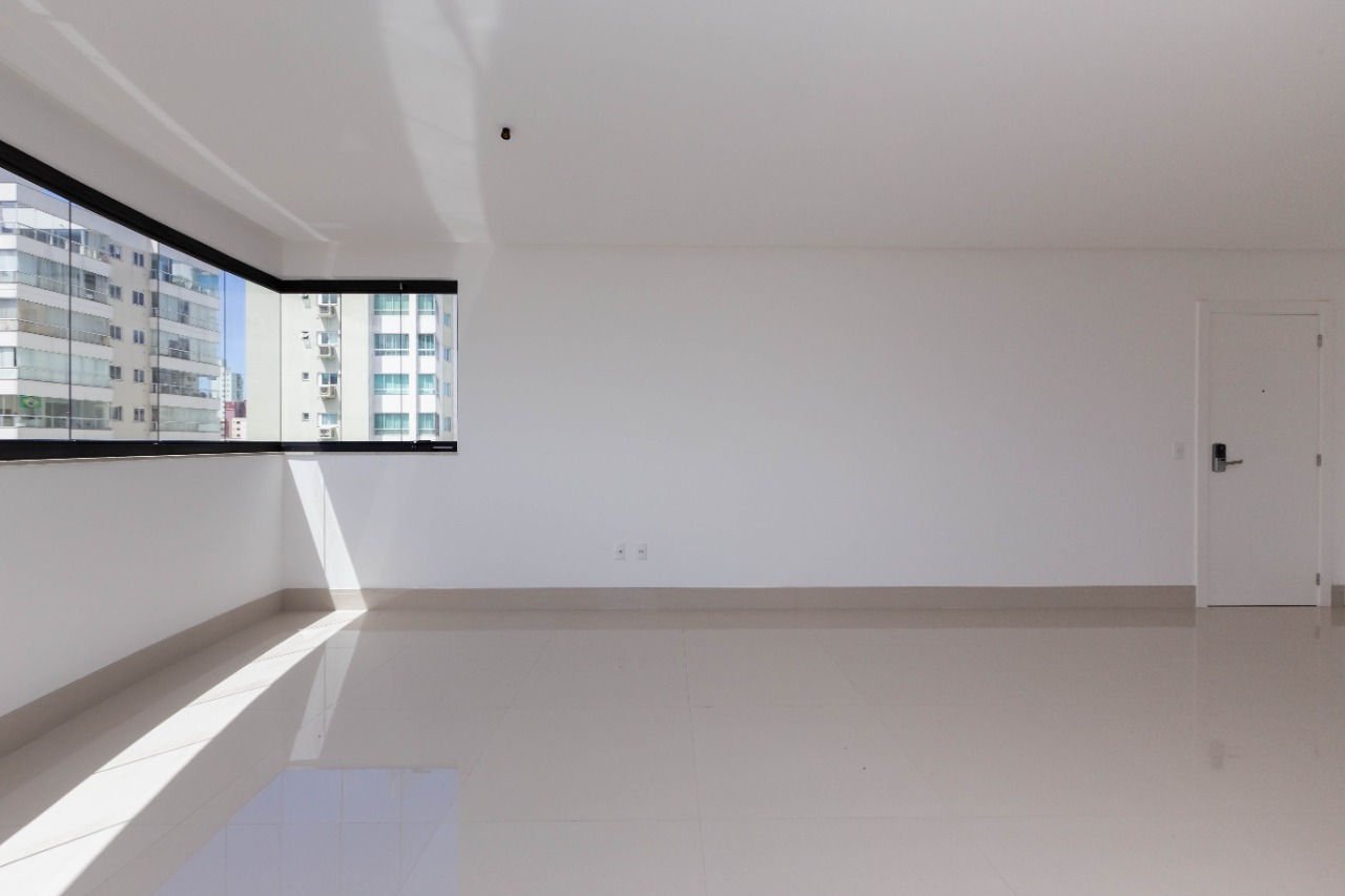 Apartamento no Villa Castelli em Balneário Camboriú (SC) | ROSADA