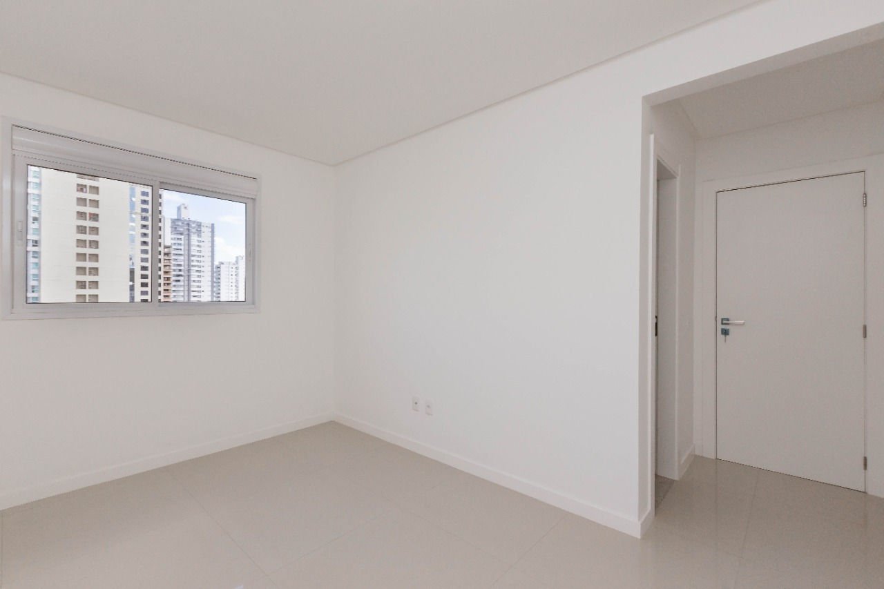 Apartamento no Villa Castelli em Balneário Camboriú (SC) | ROSADA