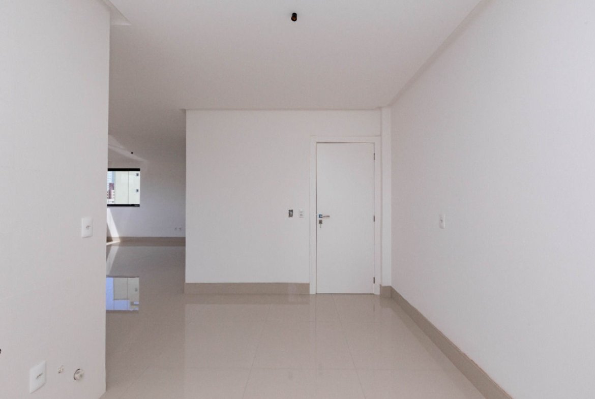 Apartamento no Villa Castelli em Balneário Camboriú (SC) | ROSADA