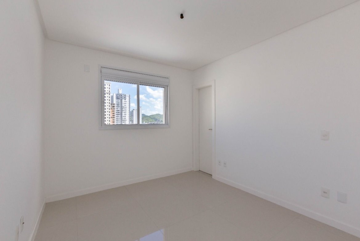 Apartamento no Villa Castelli em Balneário Camboriú (SC) | ROSADA