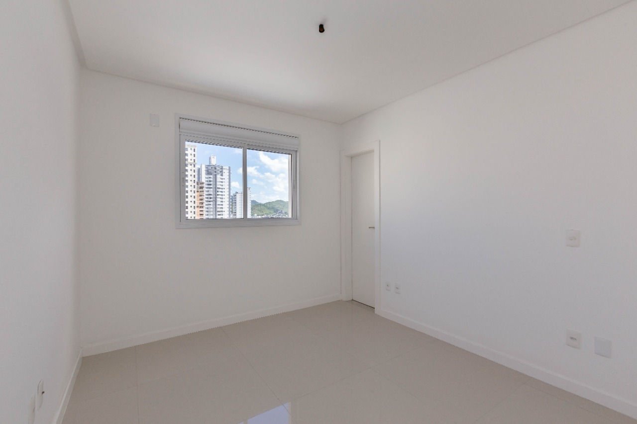 Apartamento no Villa Castelli em Balneário Camboriú (SC) | ROSADA
