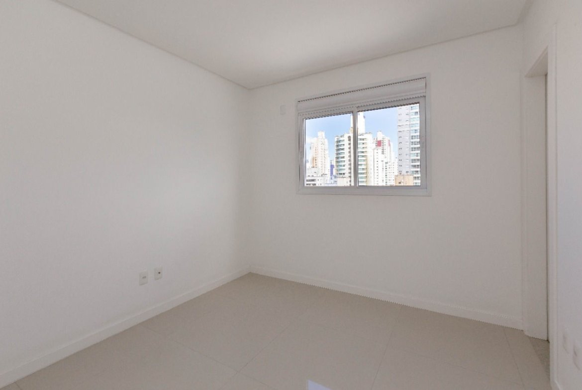 Apartamento no Villa Castelli em Balneário Camboriú (SC) | ROSADA