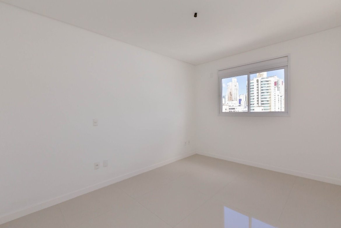 Apartamento no Villa Castelli em Balneário Camboriú (SC) | ROSADA