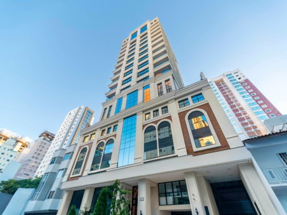 Apartamento no Hannover Residence em Balneário Camboriú (SC) | SILVA PACKER