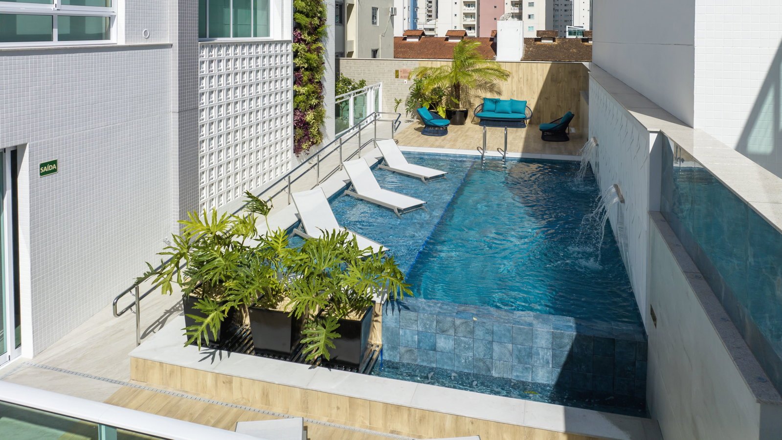 silva-packer-solar-di-capri-apto-piscina-01 Apartamento no Solar di Capri Residence em Balneário Camboriú (SC) | SILVA PACKER