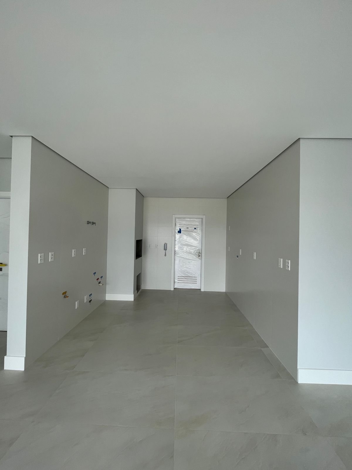 silva-packer-solar-di-capri-apto-sala-03 Apartamento no Solar di Capri Residence em Balneário Camboriú (SC) | SILVA PACKER