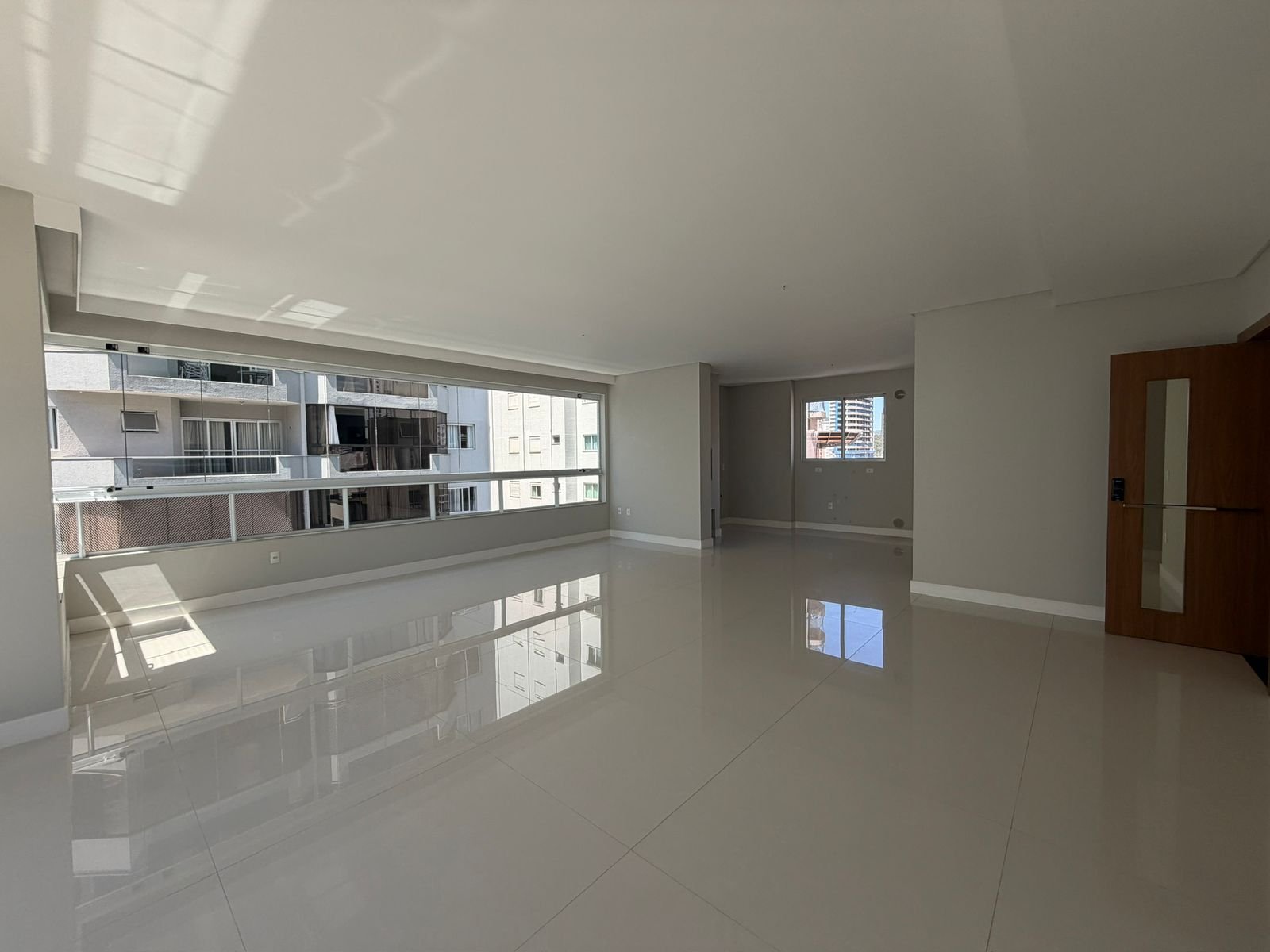 supercon-cidade-jardim-apto-sala-10 Apartamento no Cidade Jardim Residencial em Balneário Camboriú (SC) | SUPERCON