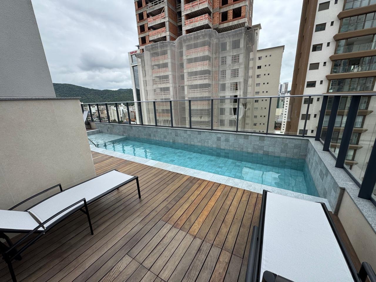 terra-del-sol-piscina-05 Apartamento no Tierra del Sol em Balneário Camboriú (SC) | TERRA