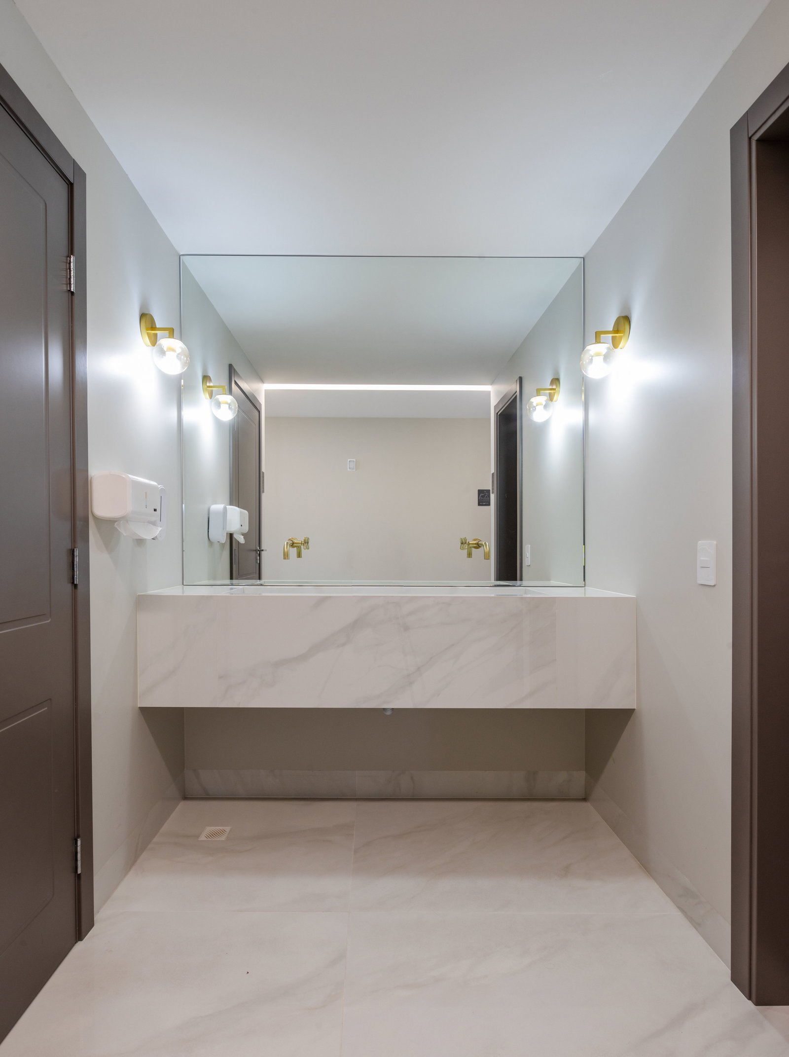trianon-charmant-banheiro-05 Apartamento no Charmant Residence em Balneário Camboriú (SC) | TEX