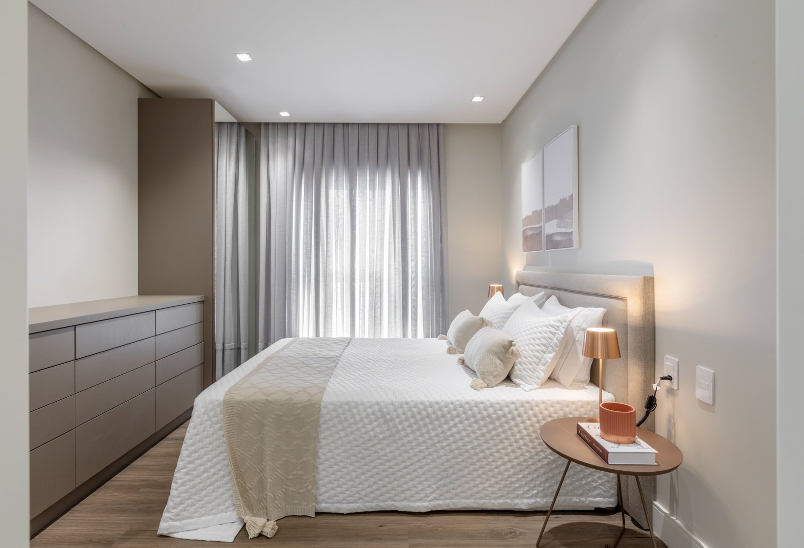 trianon-charmant-suite-02 Apartamento no Charmant Residence em Balneário Camboriú (SC) | TEX