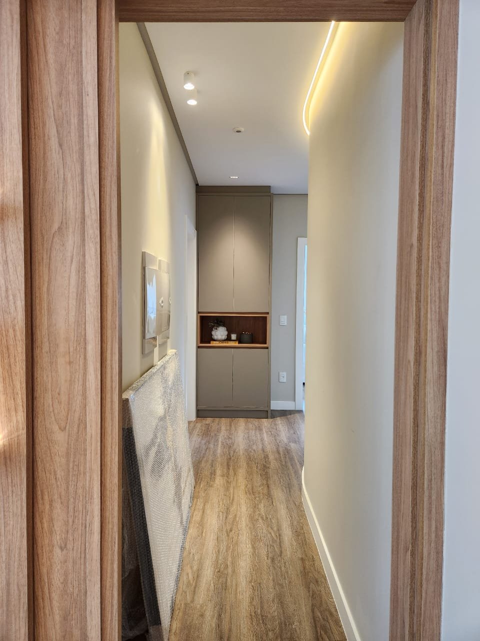 zonois-bonne-vie-correndor-01 Apartamento no Bonne Vie Residence em Balneário Camboriú (SC) | ZANOIS