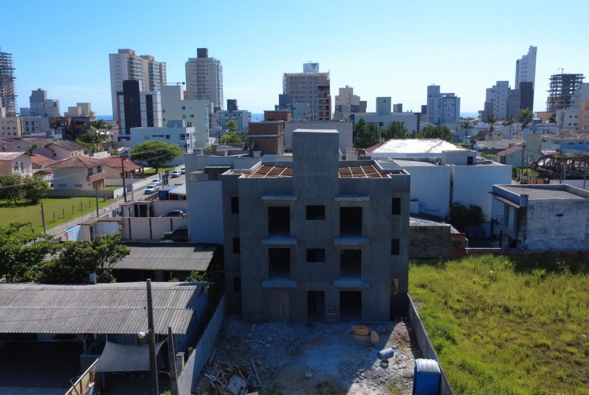 Apartamento no Madison Residence em Balneário Piçarras (SC) | BIVVER