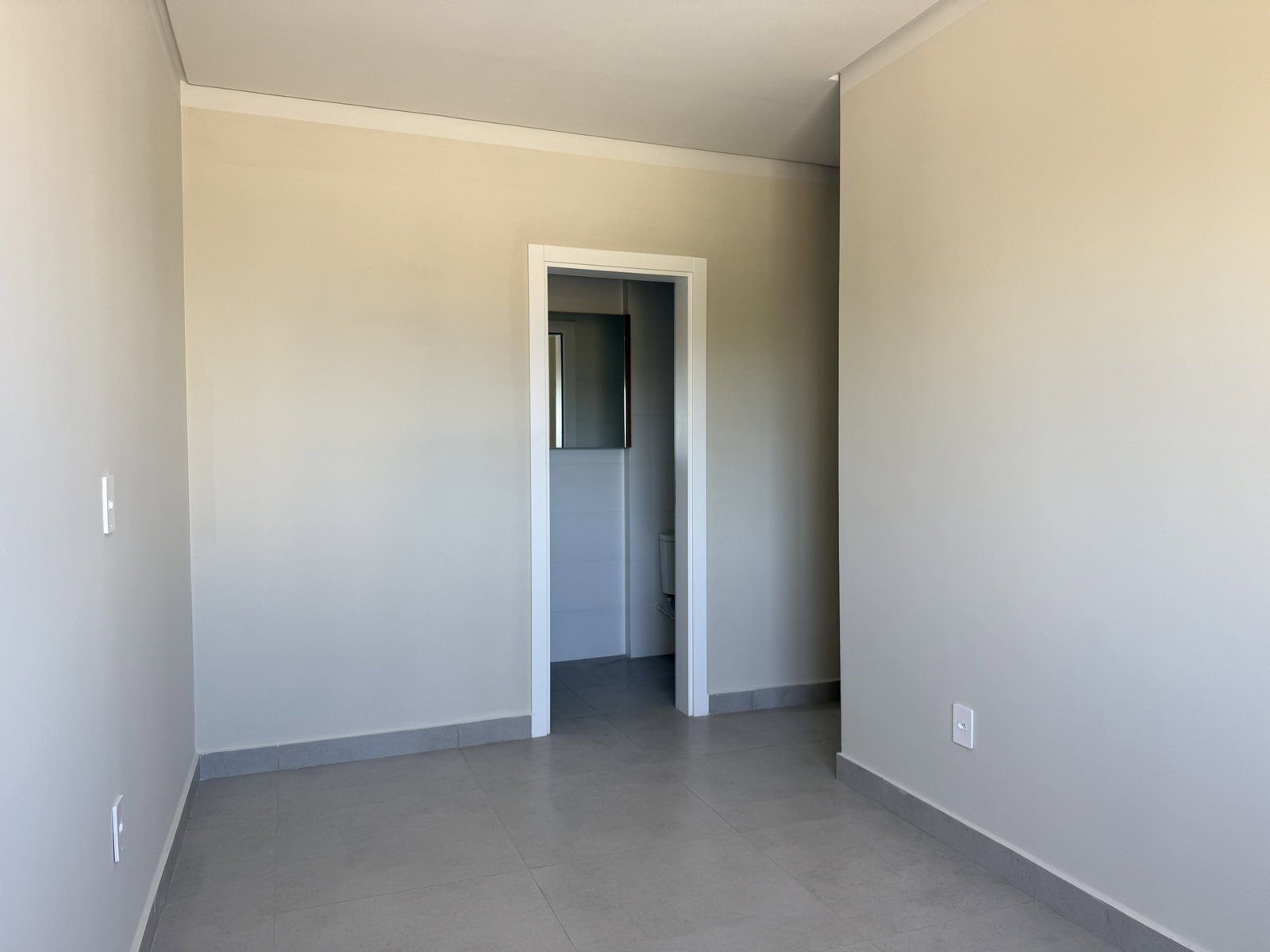 aplat-bivver-saint-john-apto-sala-01 Apartamento no Residencial Saint John em Balneário Piçarras (SC) | BIVVER