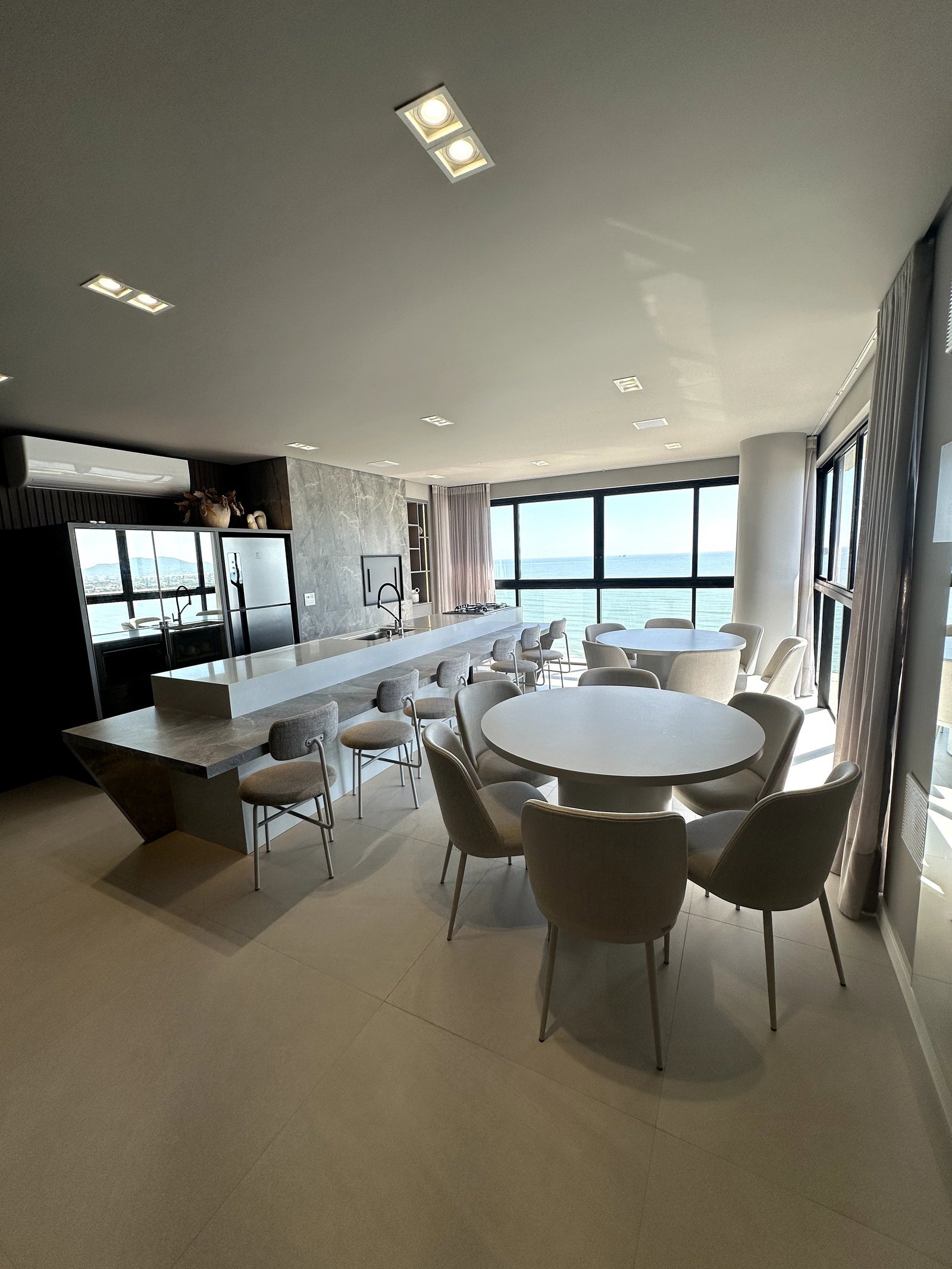 aplat-cas-horizon-sala-festas-03 Apartamento no Iconic Residence em Balneário Piçarras (SC) | CAS