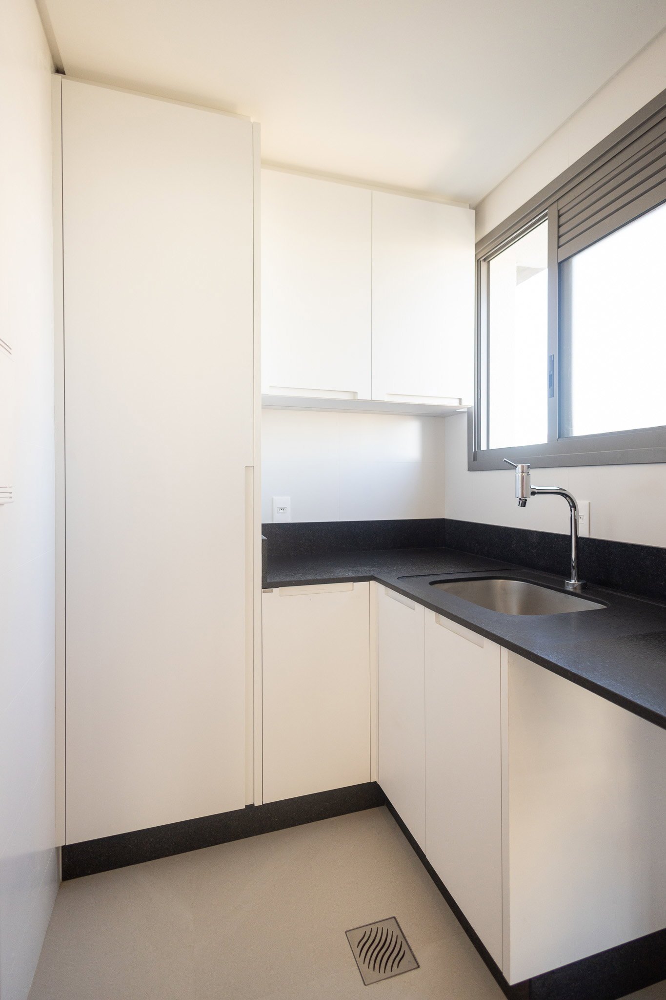 aplat-cwci-3500-beach-house-area-servicos-01 Apartamento no 3500 Beach House em Balneário Piçarras (SC) | CWCI