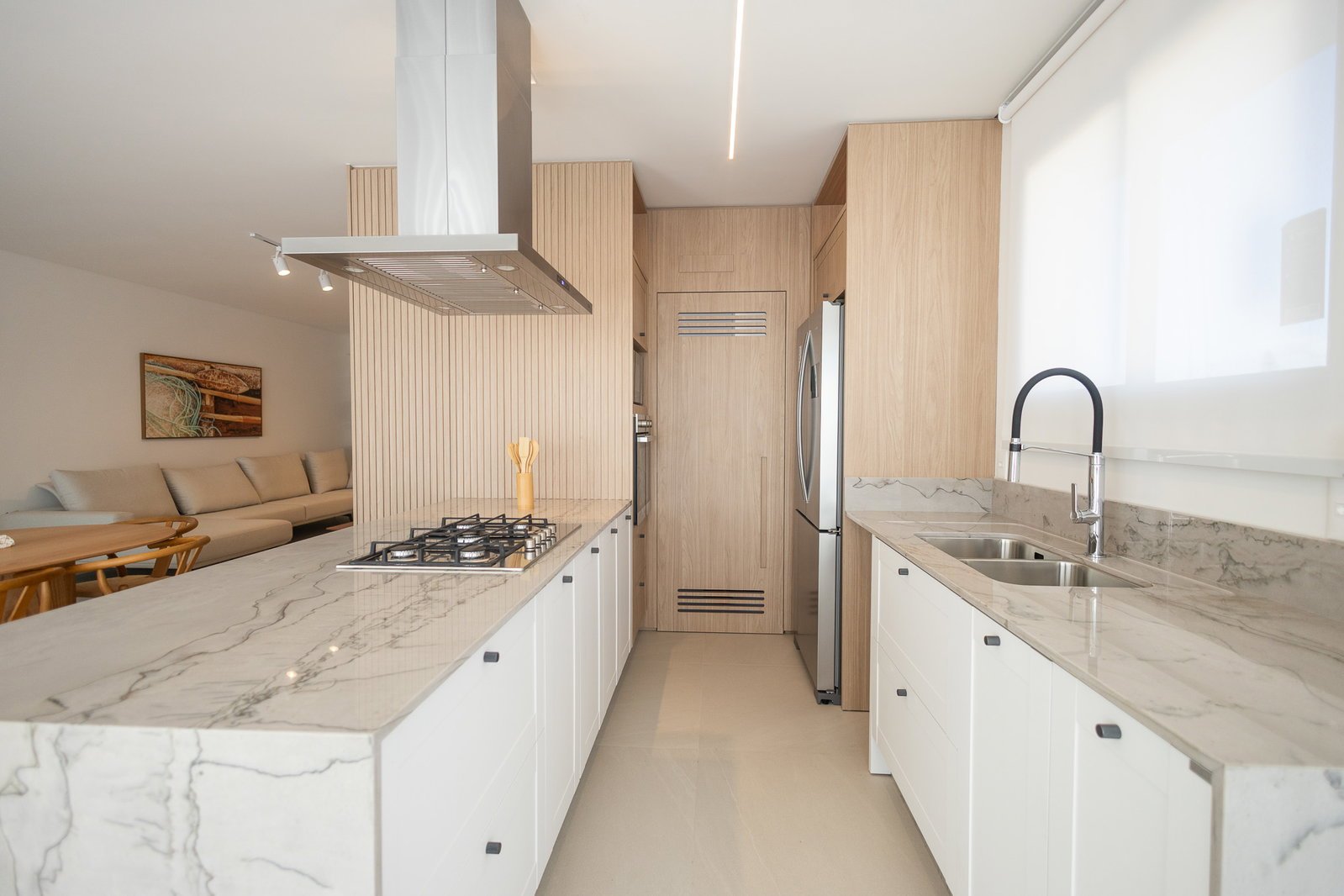 aplat-cwci-3500-beach-house-cozinha-01 Apartamento no 3500 Beach House em Balneário Piçarras (SC) | CWCI