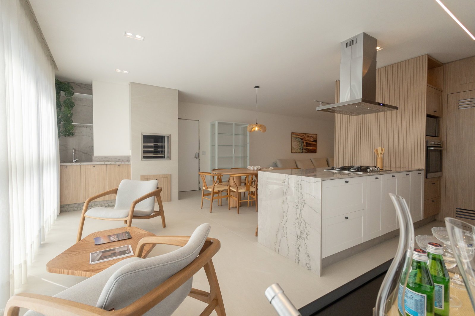 aplat-cwci-3500-beach-house-living-04 Apartamento no 3500 Beach House em Balneário Piçarras (SC) | CWCI