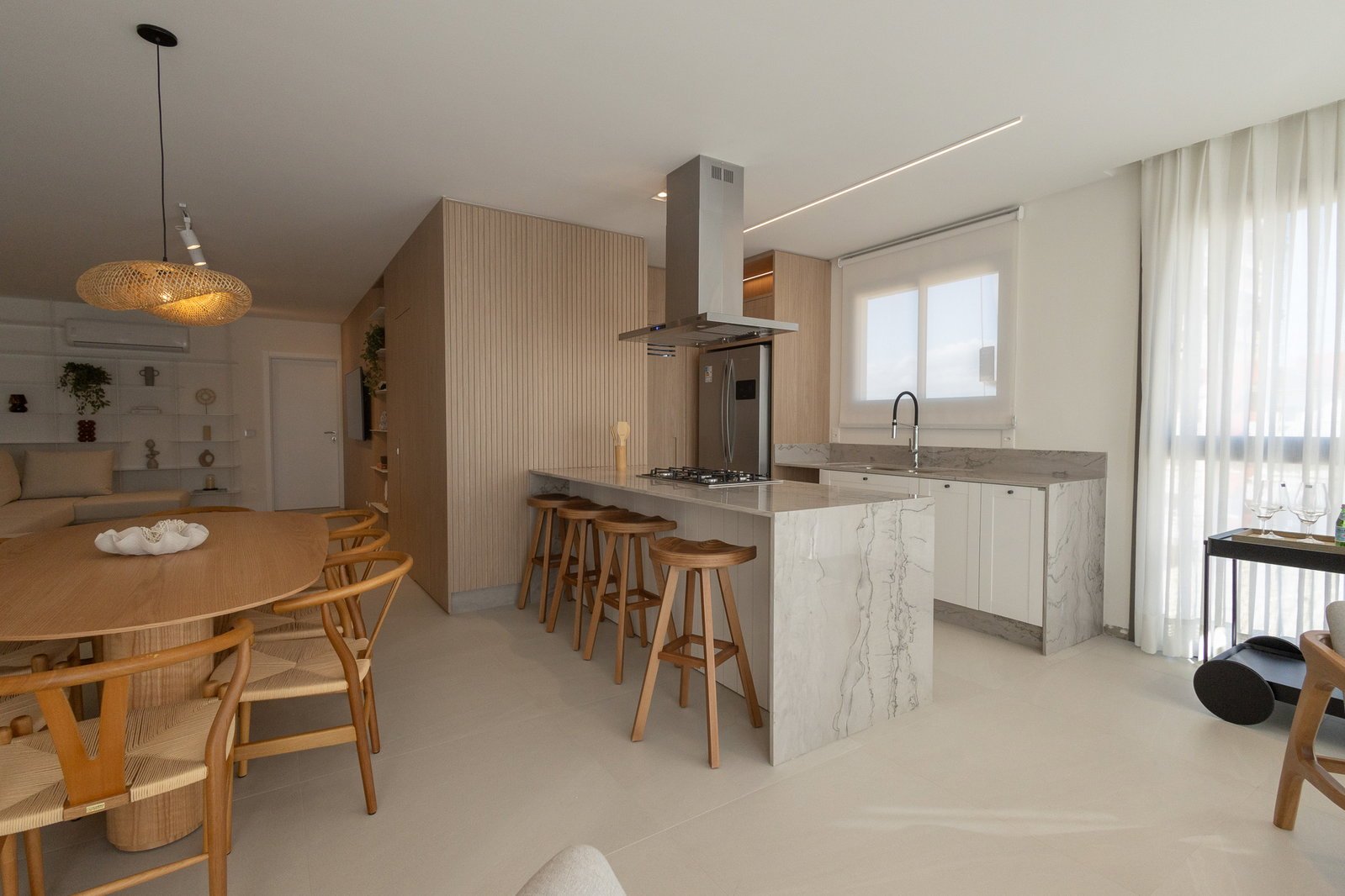 aplat-cwci-3500-beach-house-living-05 Apartamento no 3500 Beach House em Balneário Piçarras (SC) | CWCI