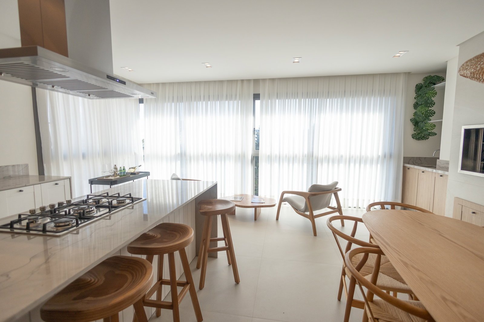 aplat-cwci-3500-beach-house-living-08 Apartamento no 3500 Beach House em Balneário Piçarras (SC) | CWCI
