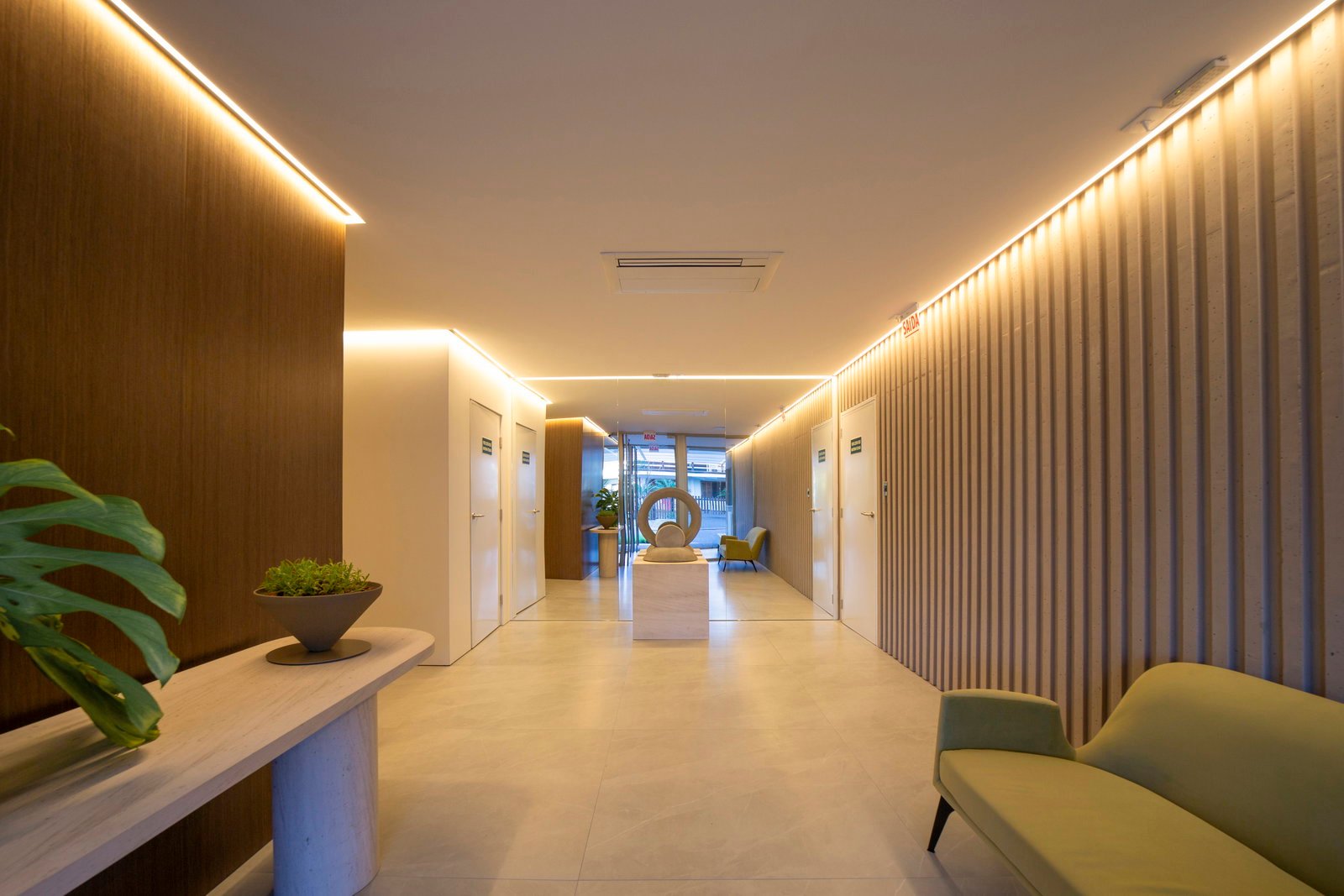 aplat-daxo-montenegro-hall-01 Apartamento no Residencial MonteNegro em Joinville (SC) | DAXO
