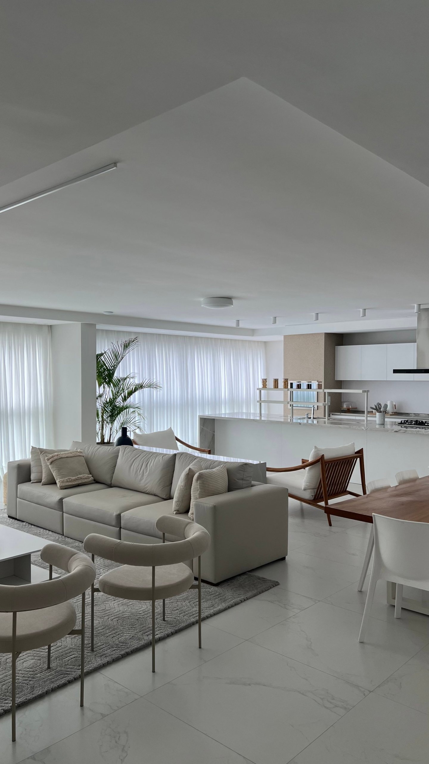 aplat-estrutura-al-mare-sala-06 Apartamento no Al Mare Beach Front em Balneário Piçarras (SC) | ESTRUTURA