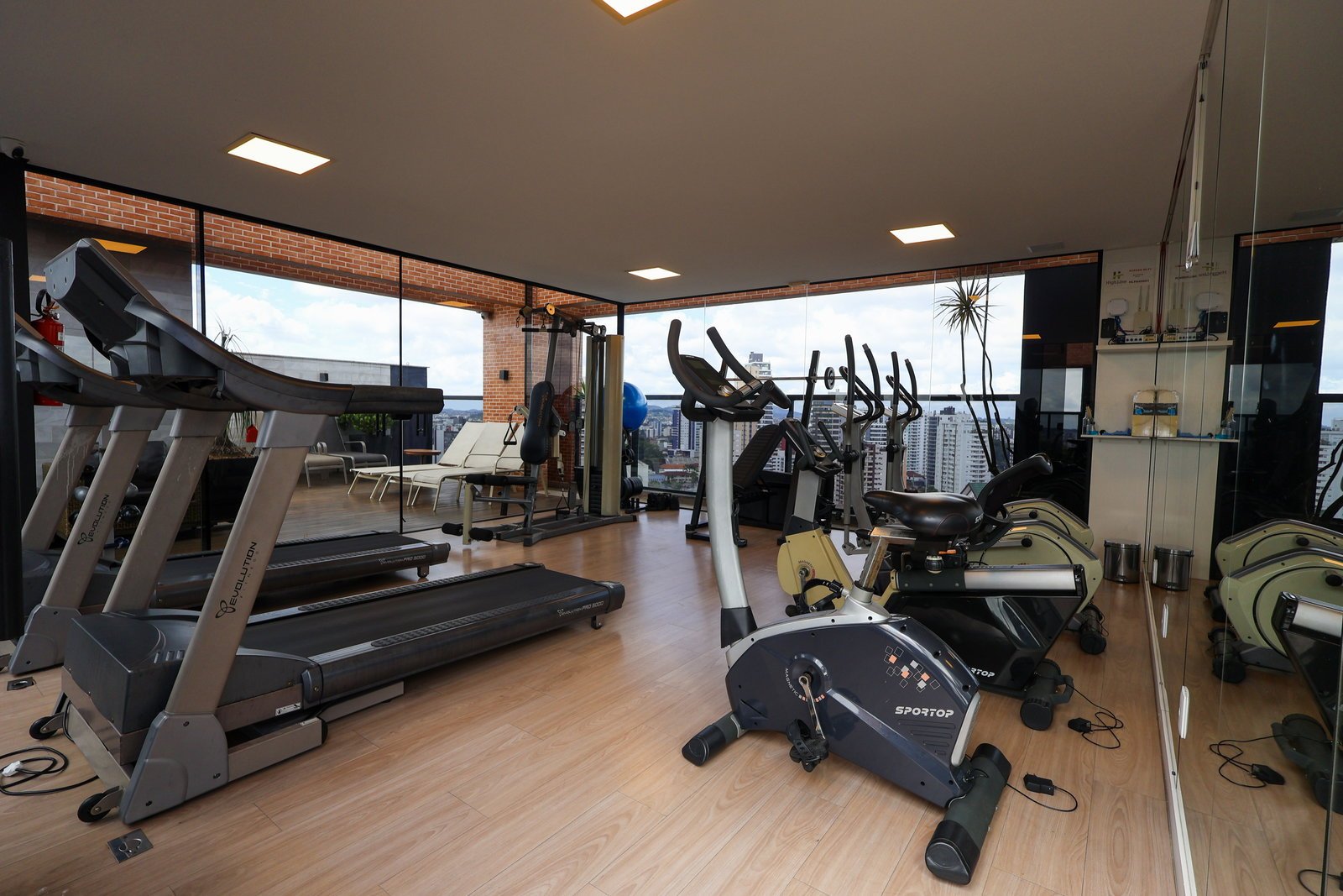aplat-estrutura-highline-academia-01 Apartamento no Highline Park em Joinville (SC) | ESTRUTURA