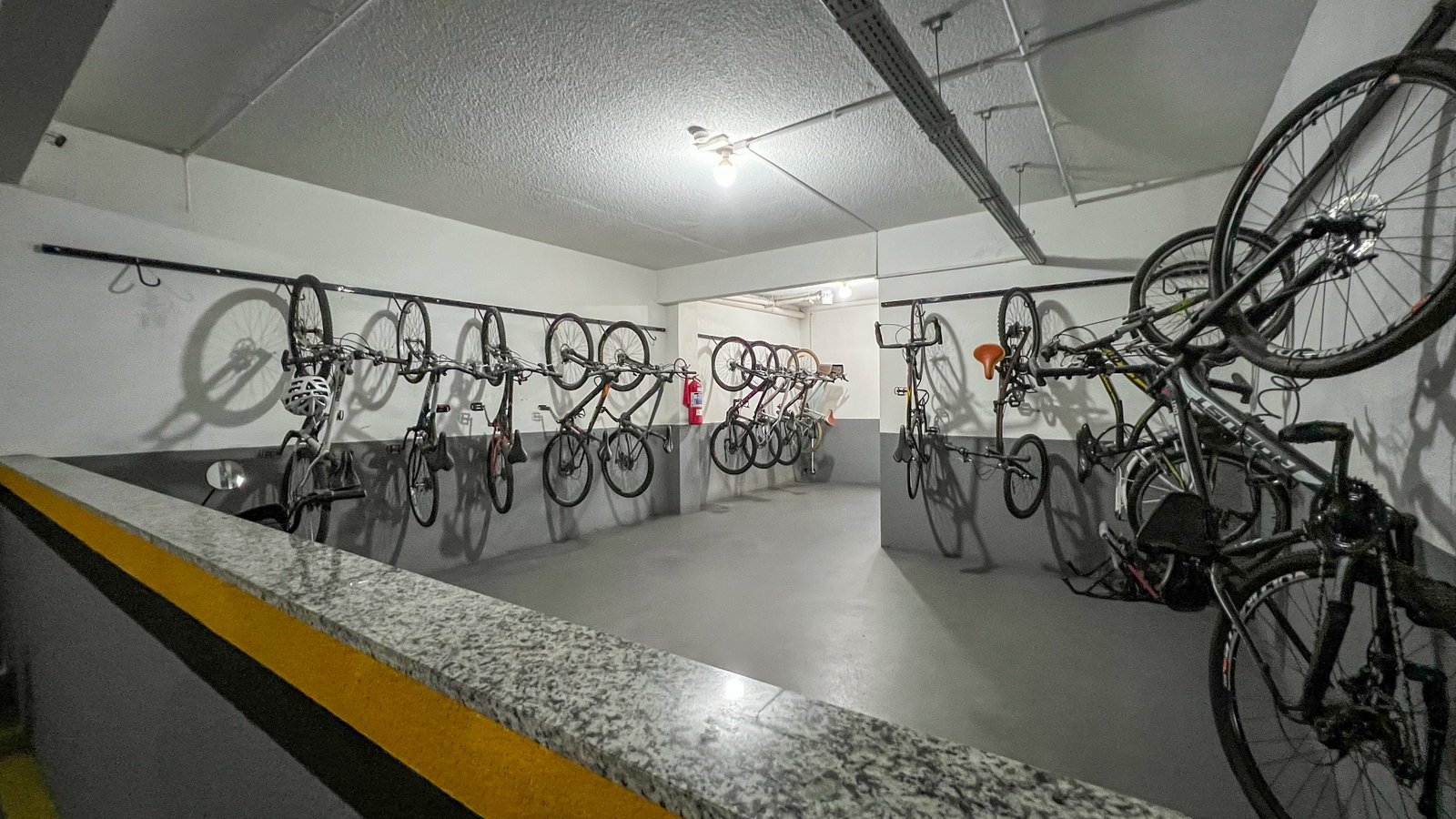aplat-estrutura-highline-bicicletario-01 Apartamento no Highline Park em Joinville (SC) | ESTRUTURA