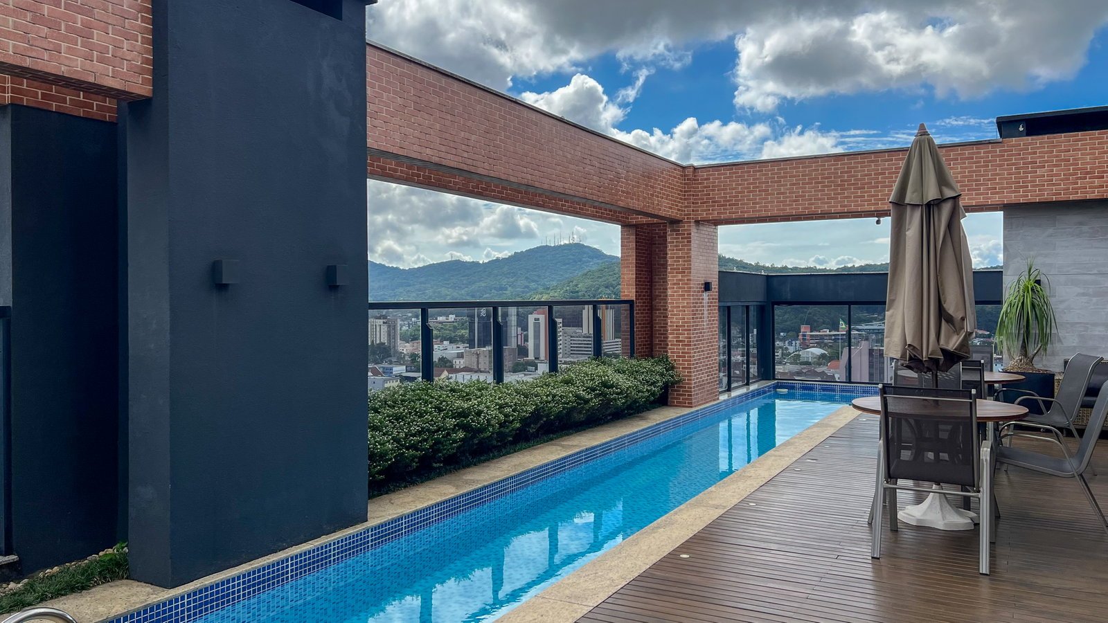 aplat-estrutura-highline-piscina-06 Apartamento no Highline Park em Joinville (SC) | ESTRUTURA