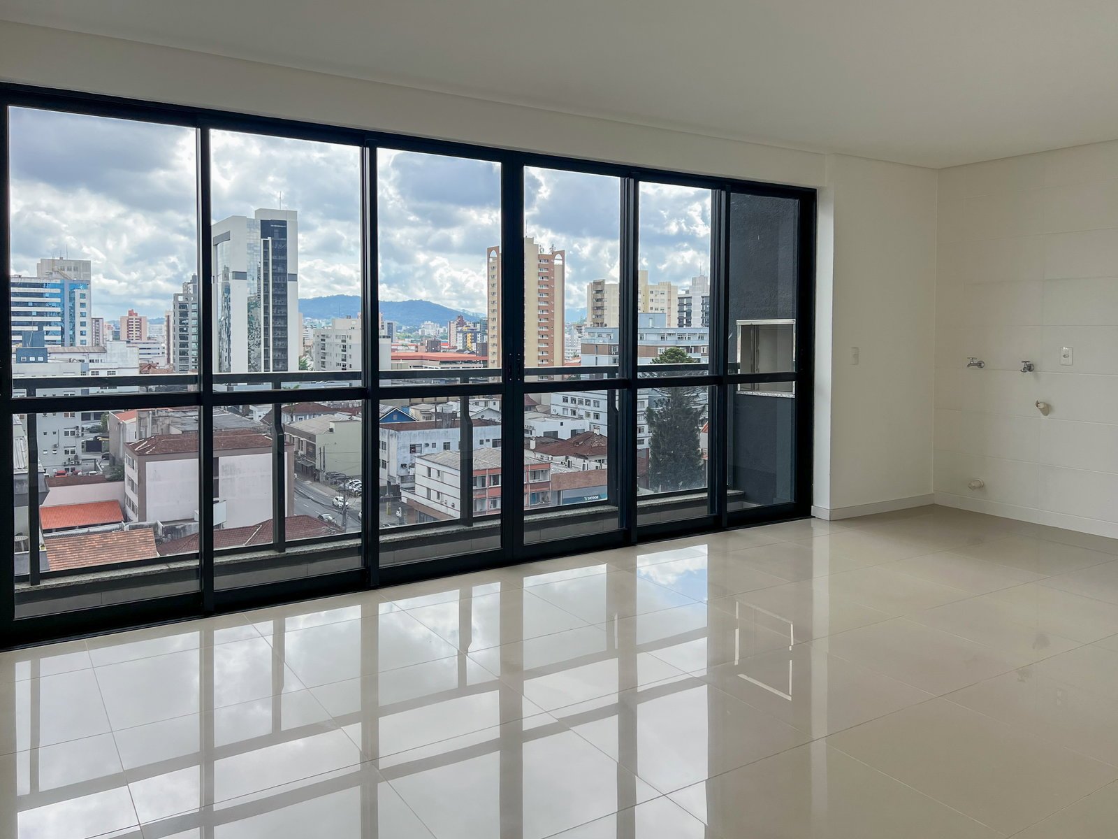 aplat-estrutura-highline-sala-04 Apartamento no Highline Park em Joinville (SC) | ESTRUTURA