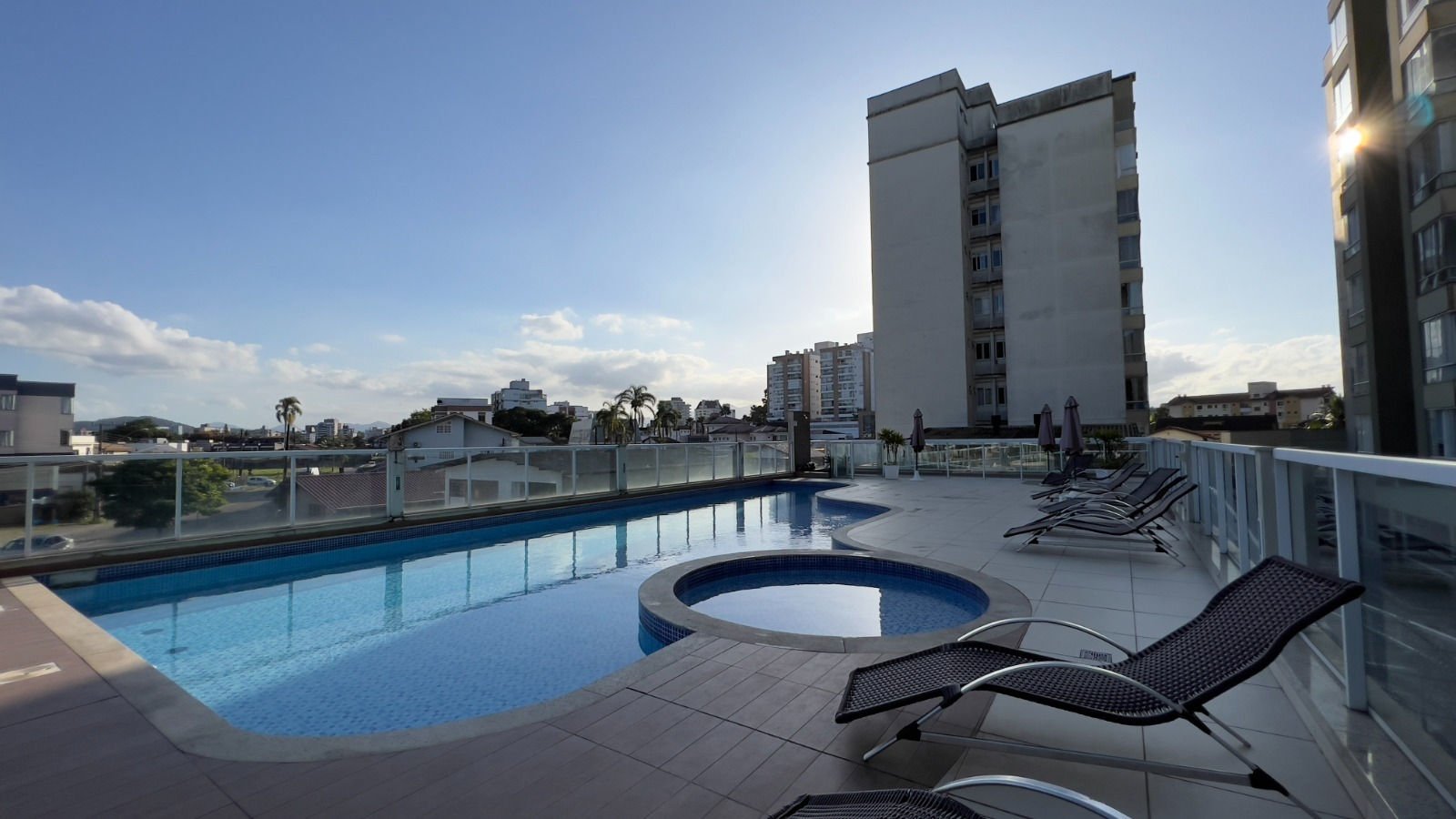 aplat-estrutura-vitta-piscina-01 Apartamento no Vitta Home Club em Joinville (SC) | ESTRUTURA