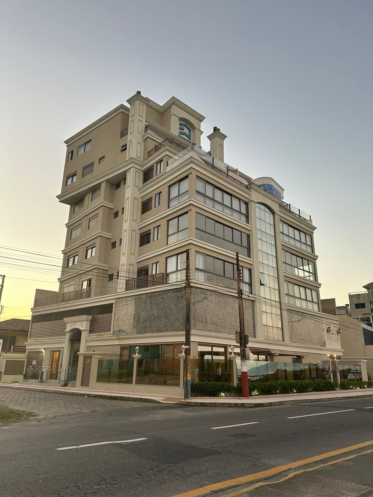 aplat-grandezza-gran-palazzo-fachada-02 Apartamento no Gran Palazzo Exclusive Residences em Navegantes (SC) | GRANDEZZA