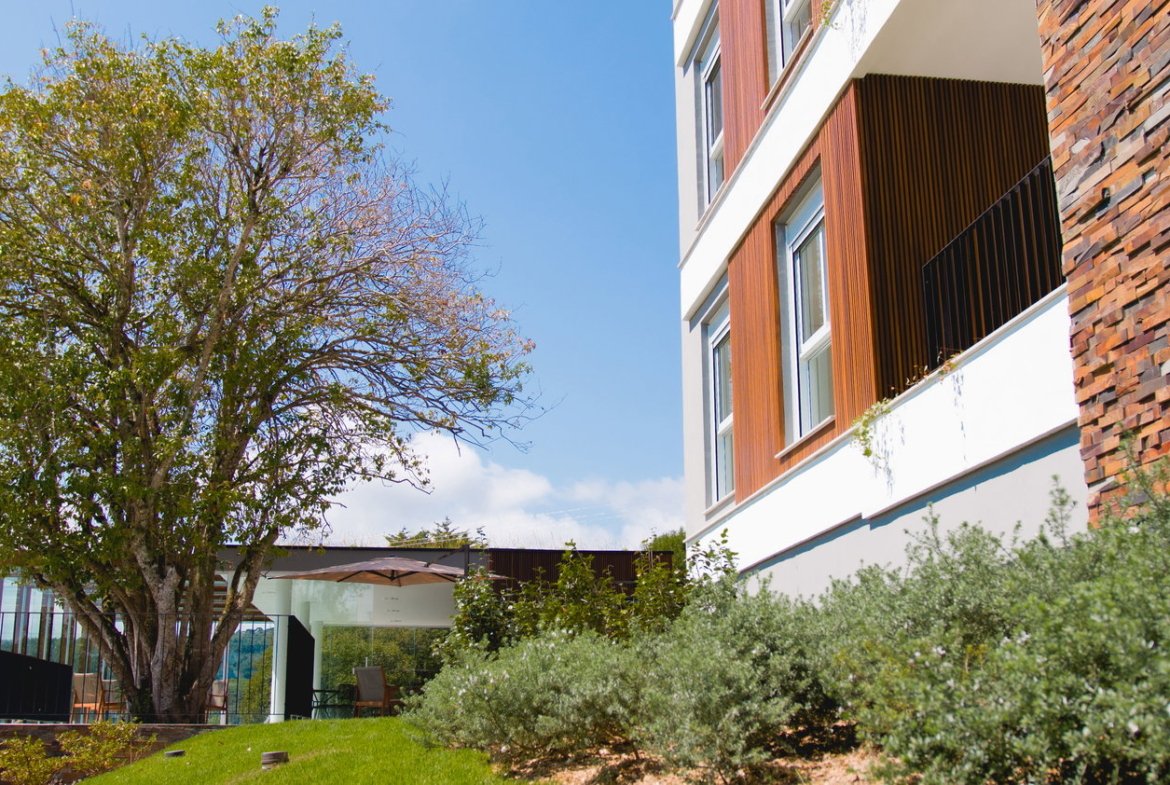 Apartamento no Naturale Residence em Campo Alegre (SC) | HACASA