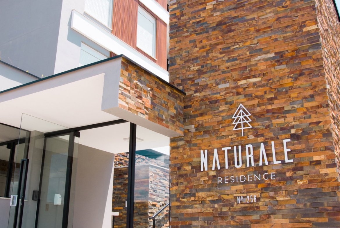 Apartamento no Naturale Residence em Campo Alegre (SC) | HACASA