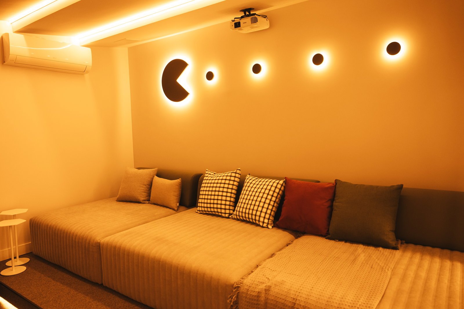 aplat-halsten-opera-foto-sala-games-02 Apartamento no Opera em Joinville (SC) | HALSTEN