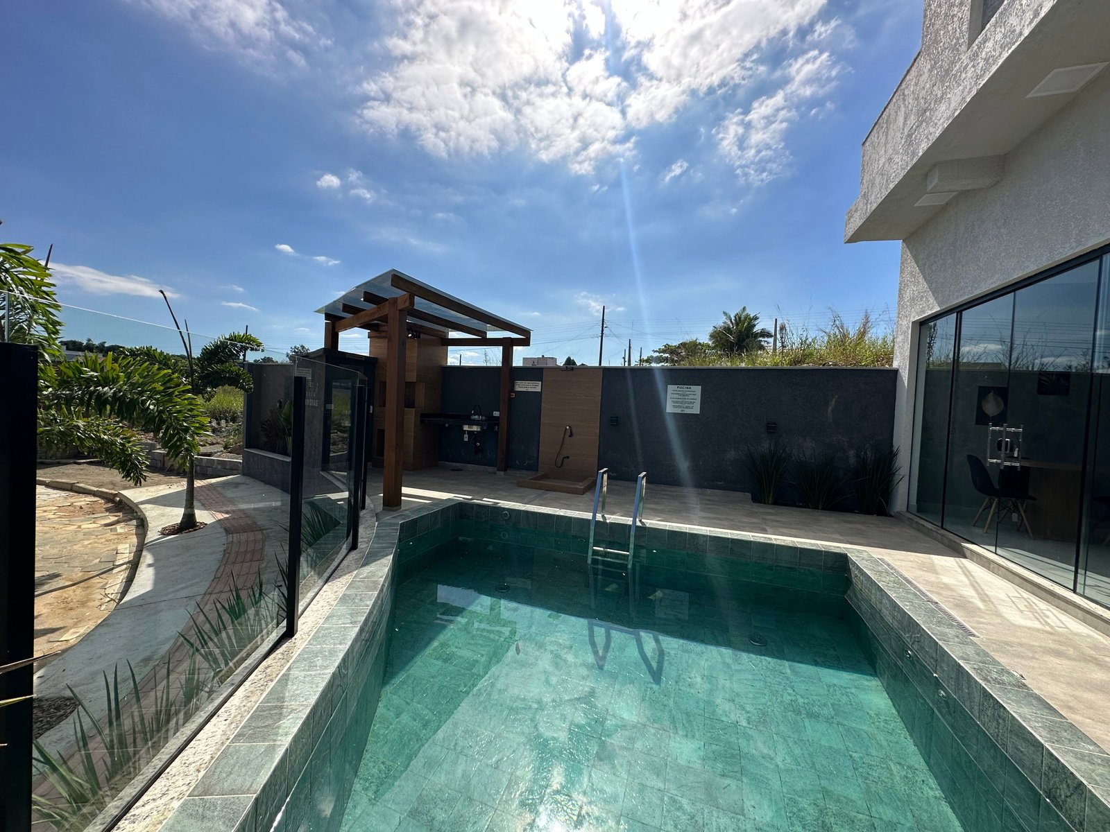 aplat-ox-villa-gaivotas-piscina-02 Apartamento no Villa Gaivotas Residencial em Balneário Piçarras (SC) | OX