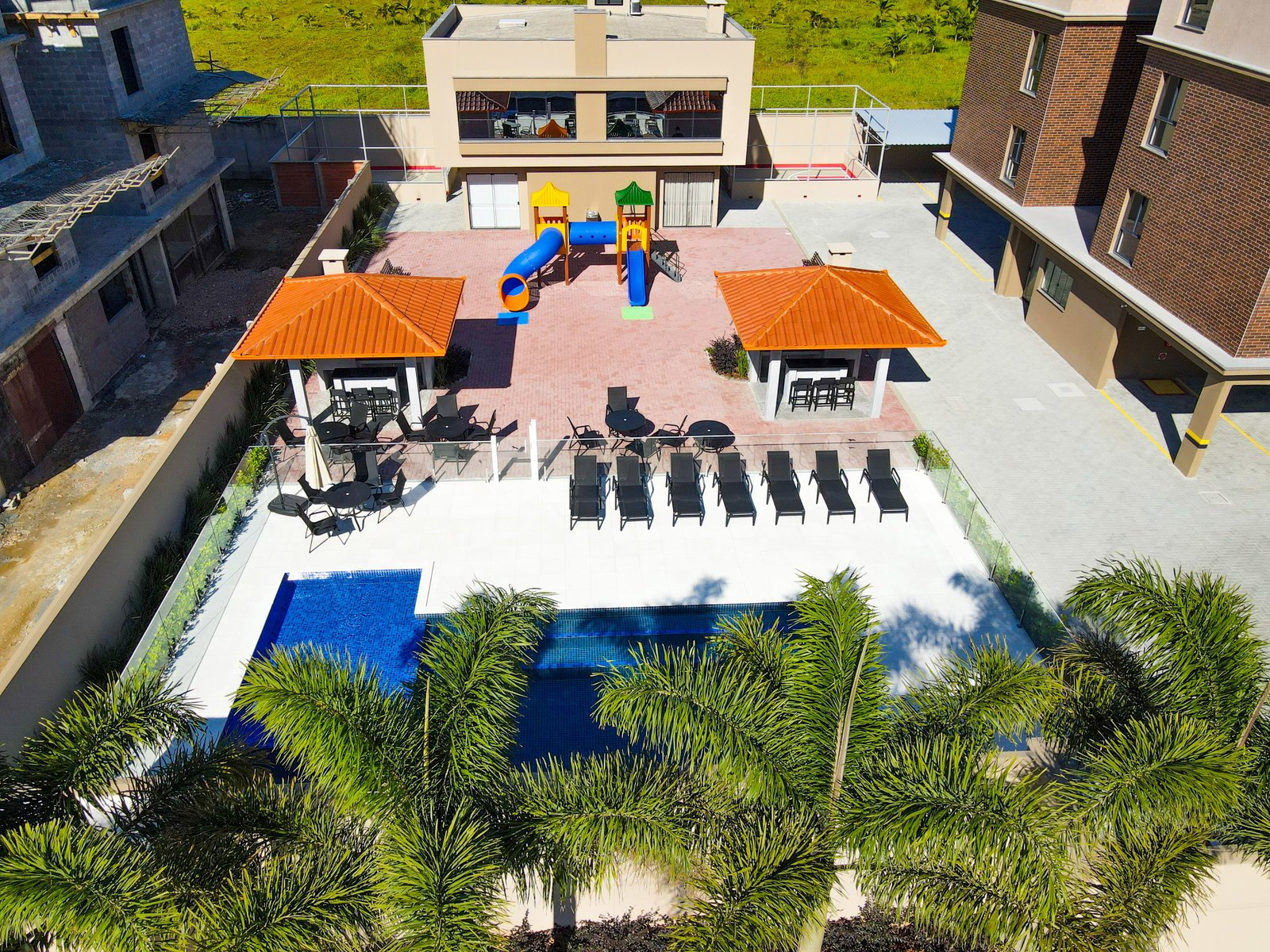 aplat-realsec-torres-de-turim-a-piscina-02 Vaga de Garagem no Torres de Turim Residencial em Guaramirim (SC) | REALSEC