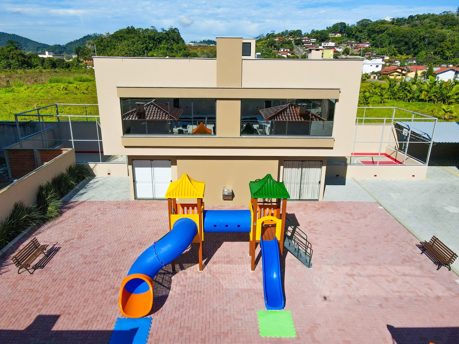 aplat-realsec-torres-de-turim-a-playground-01 Vaga de Garagem no Torres de Turim Residencial em Guaramirim (SC) | REALSEC