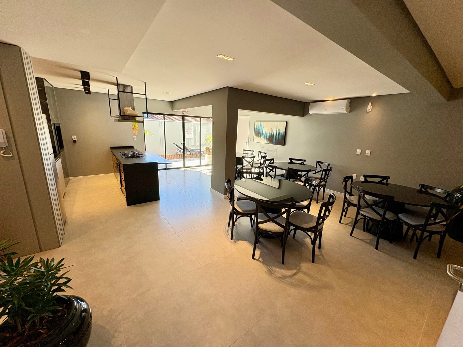 cotienschi-sunset-salao-festas-01 Apartamento no Sunset Residence em Navegantes (SC) | COTIENSCHI