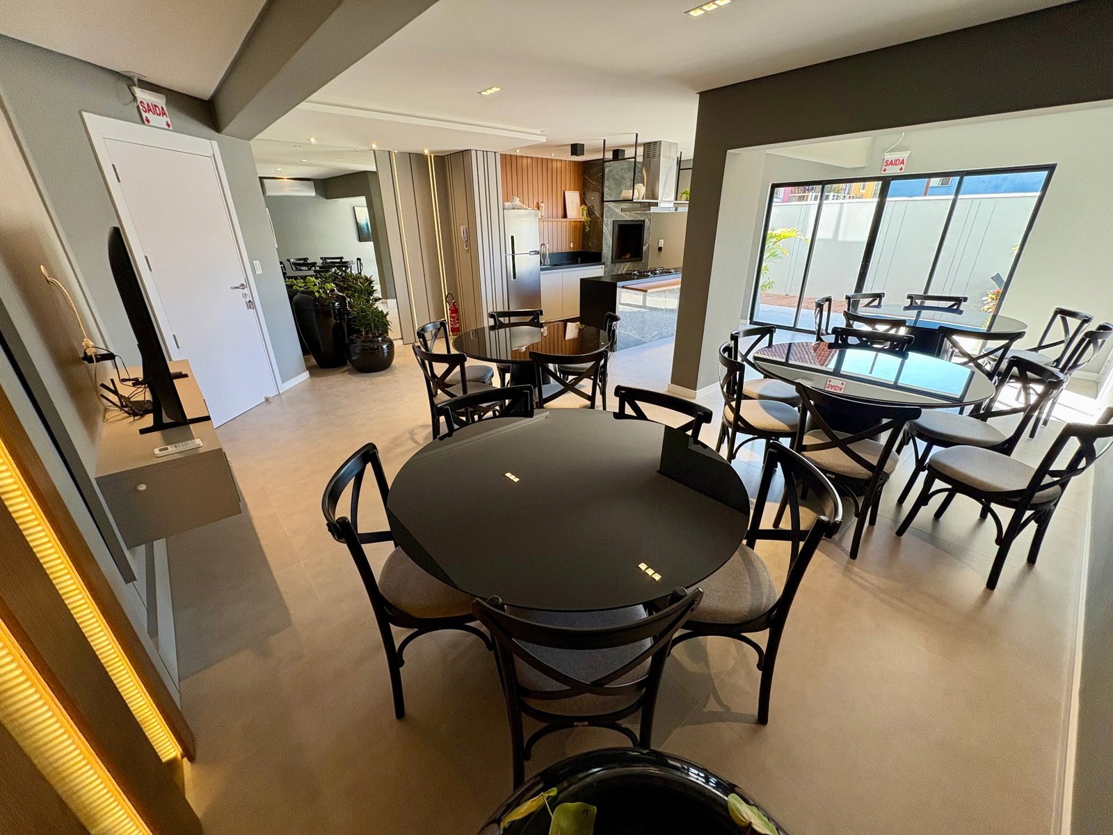 cotienschi-sunset-salao-festas-02 Apartamento no Sunset Residence em Navegantes (SC) | COTIENSCHI