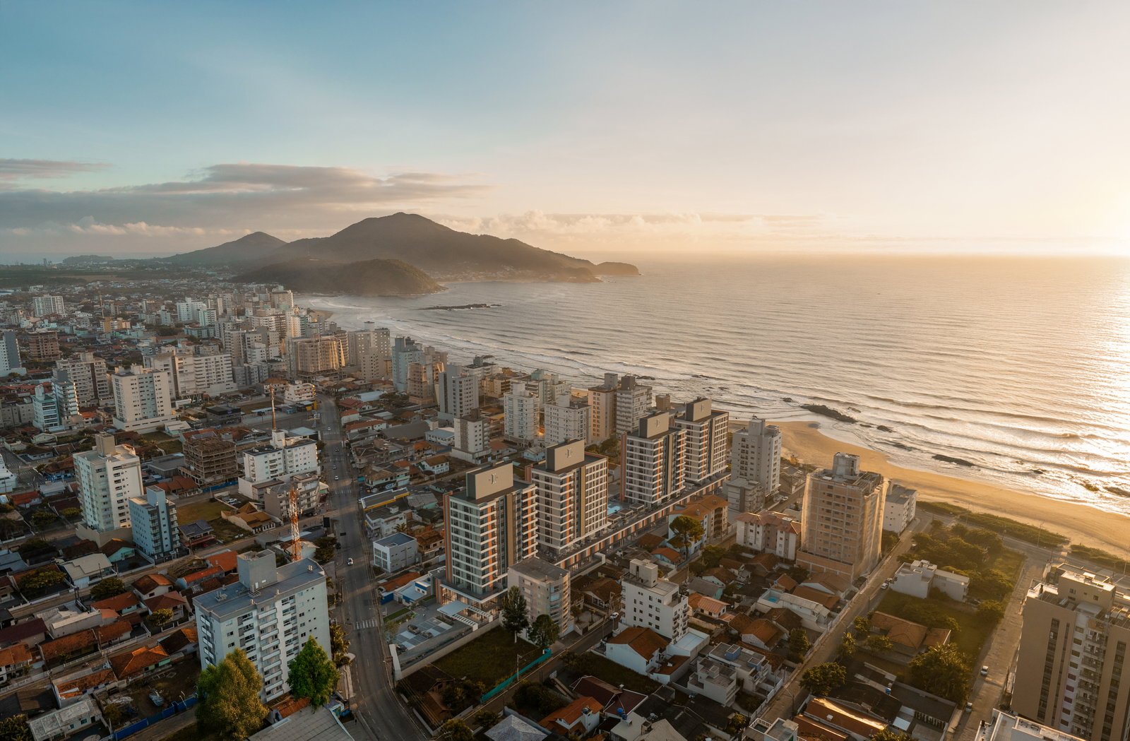 Apartamento no Montenegro Bay Palm Club em Navegantes (SC) | INBRASUL