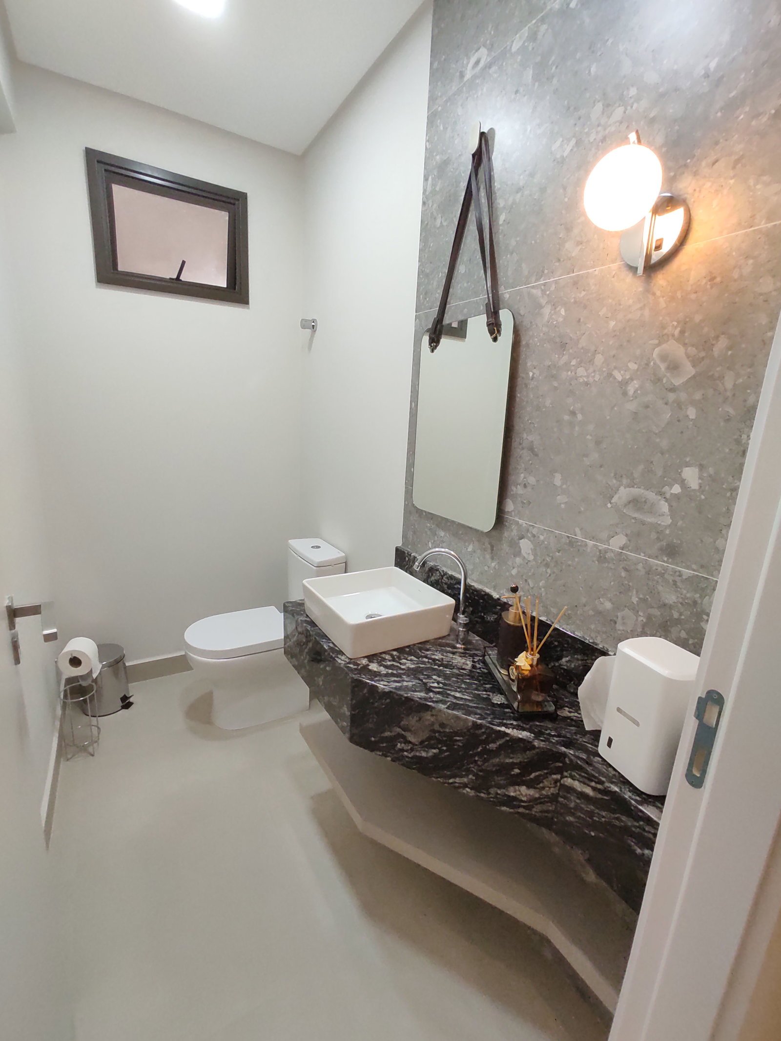 aplat-cesca-monaco-banheiro-10 Apartamento no Edifício Monaco Residence em Navegantes (SC) | CESCA
