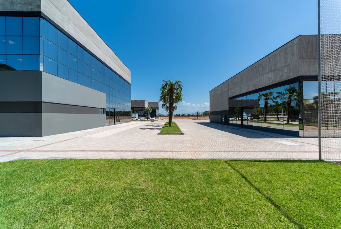Terreno para Galpão no ABC Business Park em Porto Belo (SC) | EMBRALOT