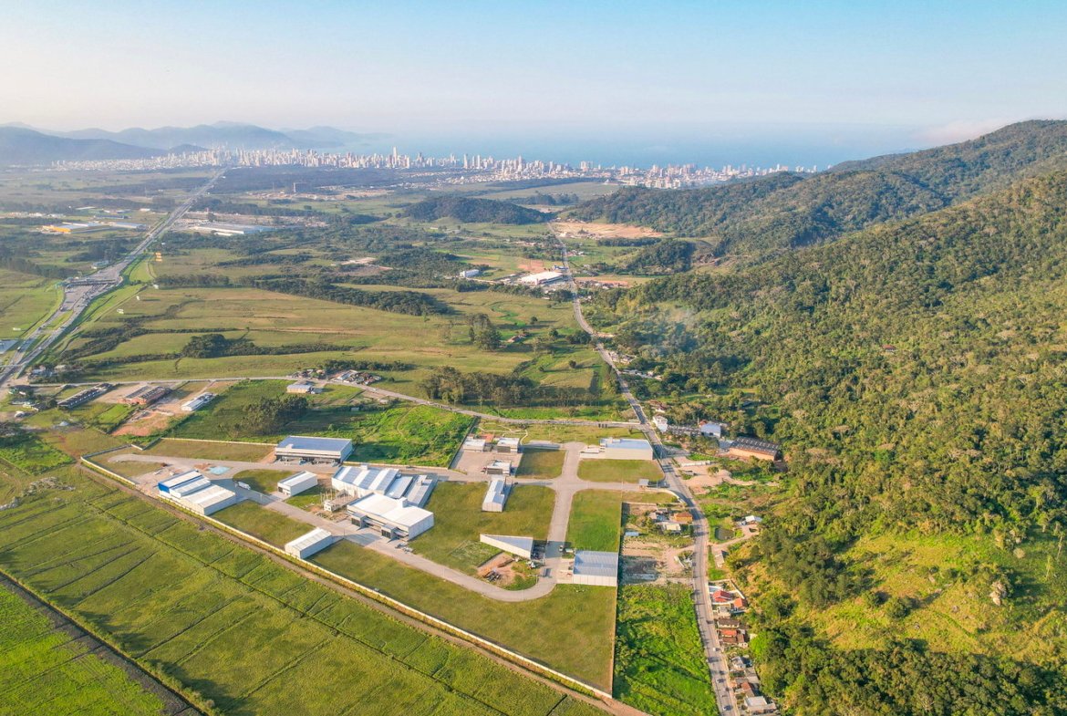 Terreno para Galpão no ABC Business Park em Porto Belo (SC) | EMBRALOT