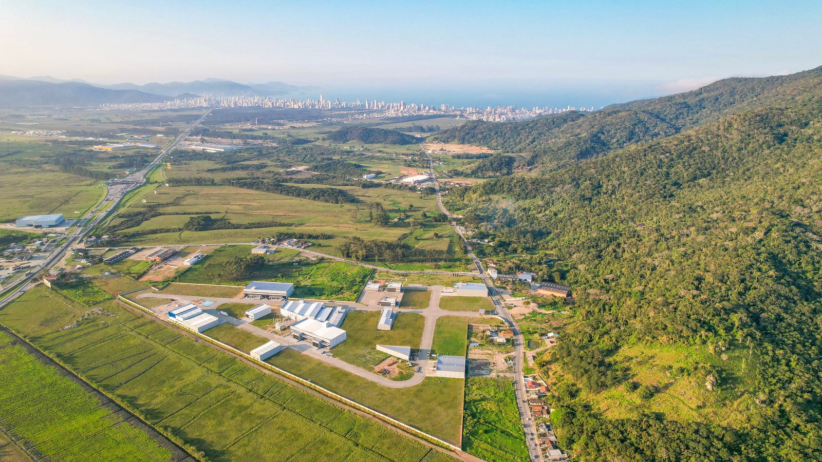 Terreno para Galpão no ABC Business Park em Porto Belo (SC) | EMBRALOT